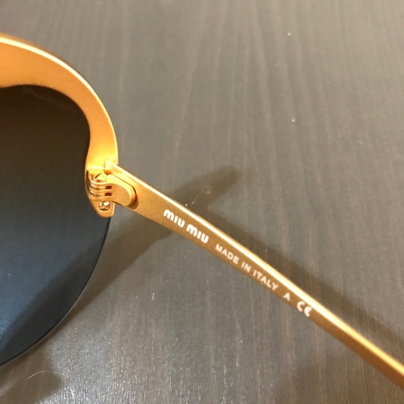 MIU MIU Sunglasses ✨✨✨ - Picture 4 of 8